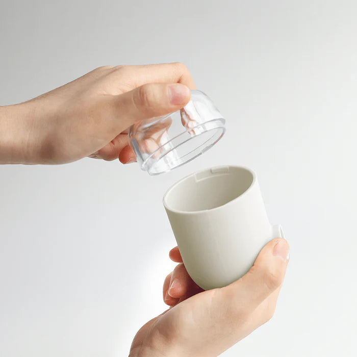 Kitchen Salt and Pepper Shaker Set with Refillable Design