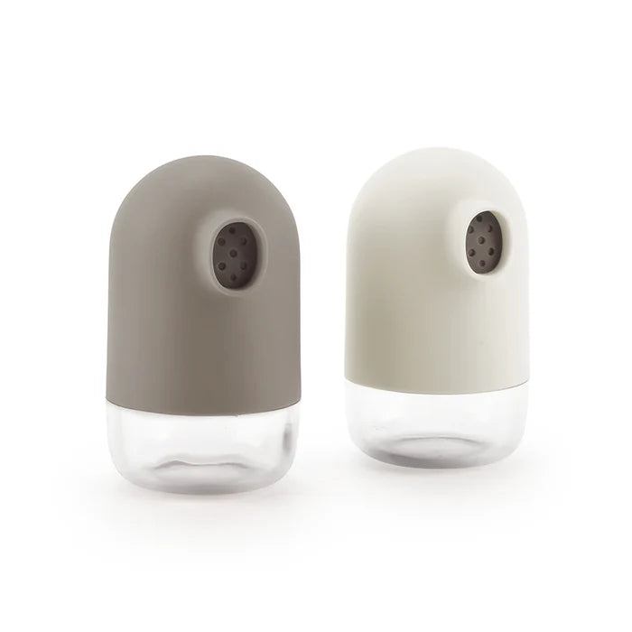 Kitchen Salt and Pepper Shaker Set with Refillable Design
